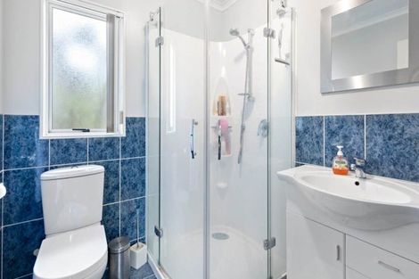 Photo of property in 30 Lyndhurst Road, Te Atatu South, Auckland, 0610