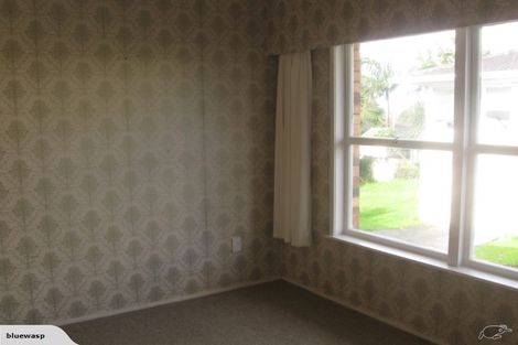 Photo of property in 1/203 Forrest Hill Road, Forrest Hill, Auckland, 0620