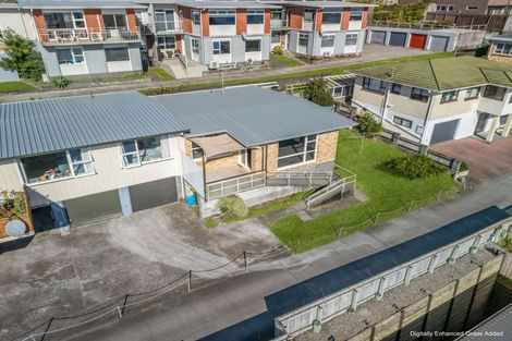 Photo of property in 12 South Road, Moturoa, New Plymouth, 4310