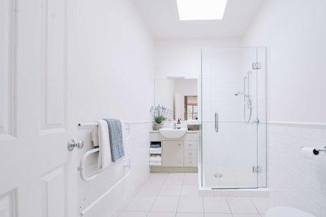 Photo of property in 3/36 Victoria Road, Devonport, Auckland, 0624