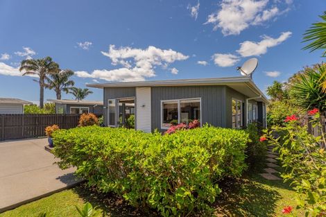 Photo of property in 20b Cholmondeley Crescent, Whitianga, 3510