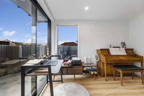 Photo of property in 2 Dallas Lane, Caversham, Dunedin, 9012