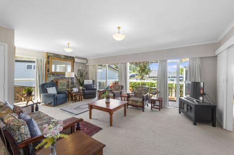 Photo of property in 23 Merchant Avenue, Te Atatu South, Auckland, 0610