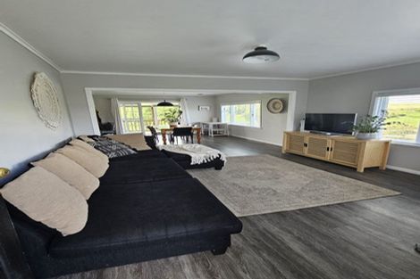 Photo of property in 1542 State Highway 12, Paparoa, Maungaturoto, 0583