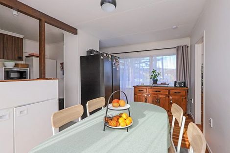 Photo of property in 16 Mangarau Crescent, Havelock North, 4130