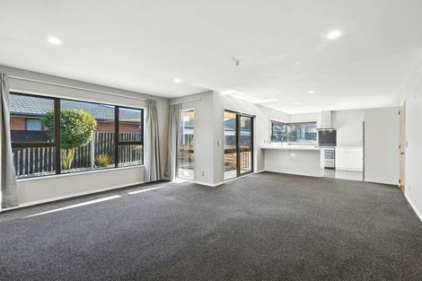 Photo of property in 1/15 Jocelyn Street, Casebrook, Christchurch, 8051