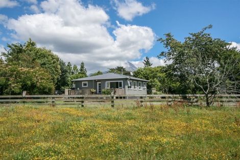 Photo of property in 1870 Egmont Road, Kaimiro, Inglewood, 4386