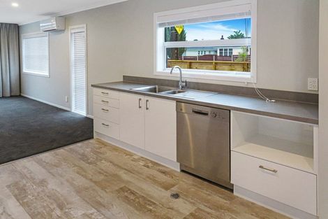 Photo of property in 2a Delaney Drive, Stokes Valley, Lower Hutt, 5019