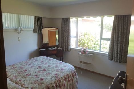 Photo of property in 69 Rhodes Street, Waimate, 7924