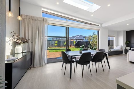 Photo of property in 7 Oakbridge Boulevard, Marshland, Christchurch, 8051