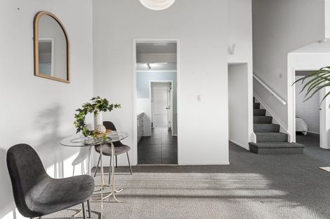 Photo of property in 1/116 Prince Regent Drive, Half Moon Bay, Auckland, 2012