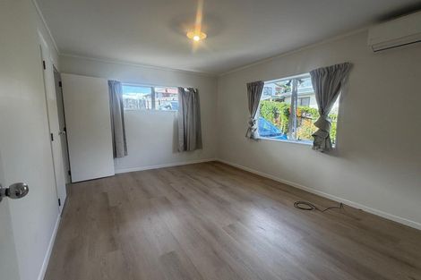 Photo of property in 131c View Road, Sunnyvale, Auckland, 0612