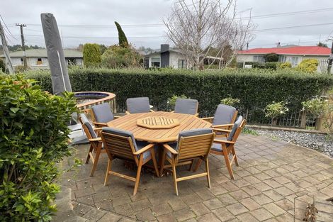Photo of property in 25 Given Street, Havelock North, 4130