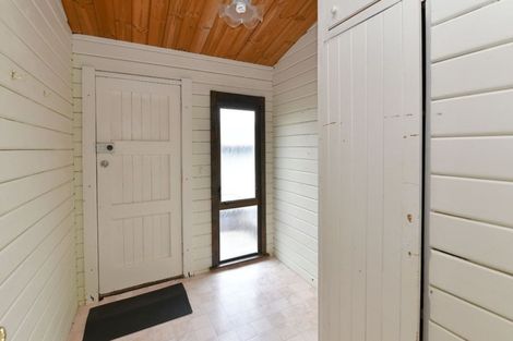 Photo of property in 24a Fairway Avenue, Red Beach, 0932