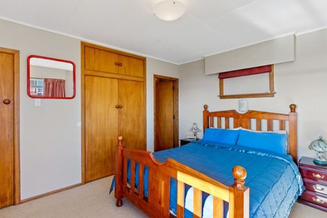 Photo of property in 24 Crownhill Street, Spotswood, New Plymouth, 4310