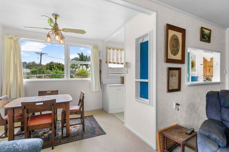 Photo of property in 8 Depot Road, Paparoa, 0571