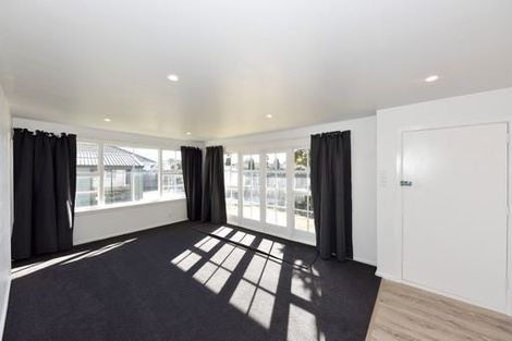 Photo of property in 23 Clydesdale Street, Woolston, Christchurch, 8062