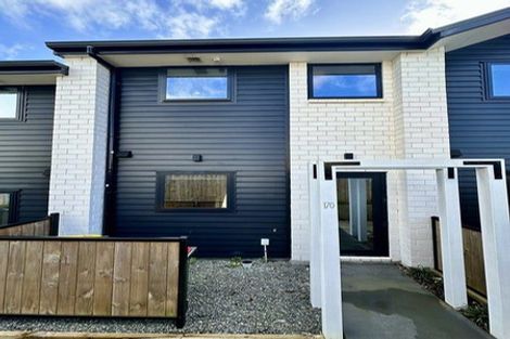 Photo of property in 2/170 Don Buck Road, Massey, Auckland, 0614