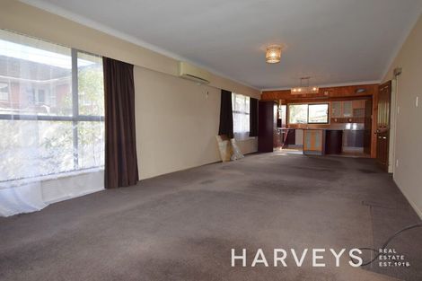 Photo of property in 52 Tiroroa Avenue, Te Atatu South, Auckland, 0610