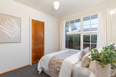 Photo of property in 1/400 Memorial Avenue, Burnside, Christchurch, 8053