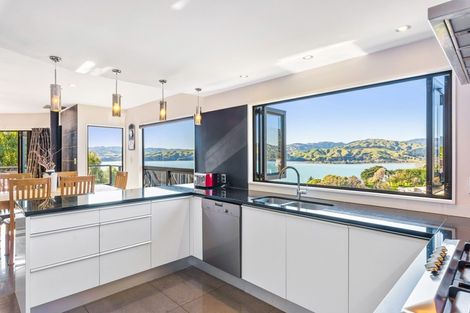 Photo of property in 12 The Topdeck, Whitby, Porirua, 5024