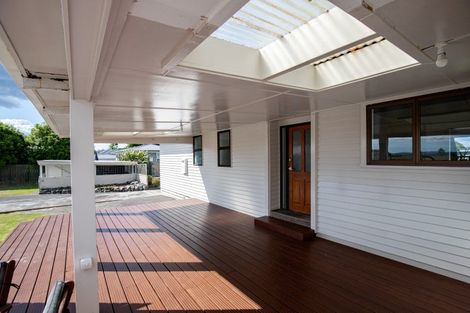 Photo of property in 65 Pipiroa Road, Ngatea, 3503