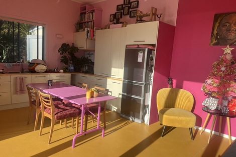 Photo of property in 452 Pahi Road, Pahi, Paparoa, 0571