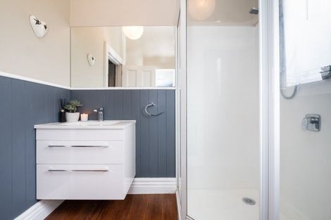 Photo of property in 11a Main Street, Hospital Hill, Napier, 4110