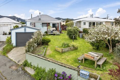 Photo of property in 61 Harrington Street, Port Chalmers, 9023