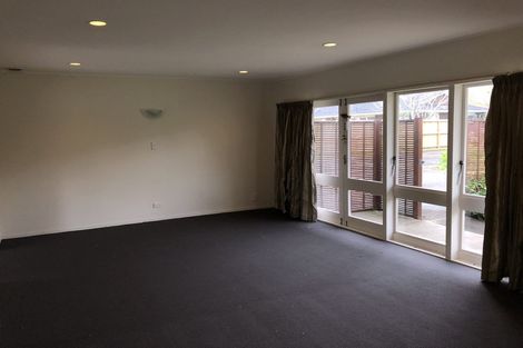 Photo of property in 43 Meadway, Sunnyhills, Auckland, 2010