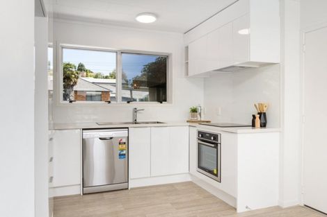 Photo of property in 2 Lloyd Street, Parkvale, Tauranga, 3112