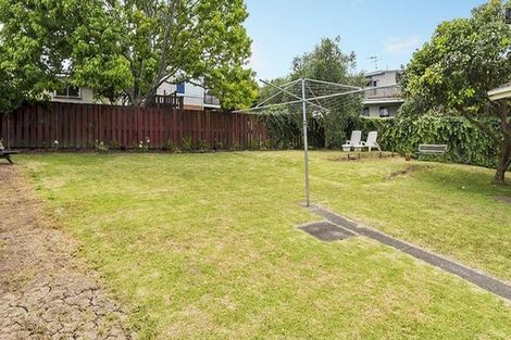 Photo of property in 8 Megan Avenue, Pakuranga Heights, Auckland, 2010