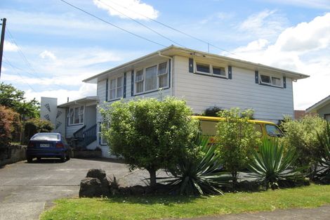 Photo of property in 50 Kapuka Road, Mangere Bridge, Auckland, 2022