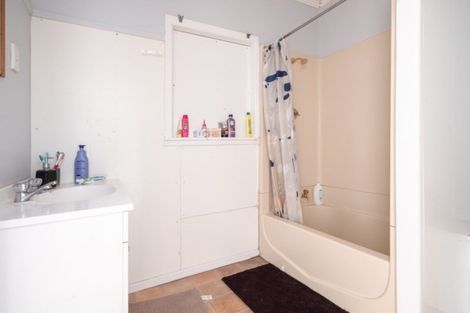 Photo of property in 42 Albert Street, Te Hapara, Gisborne, 4010