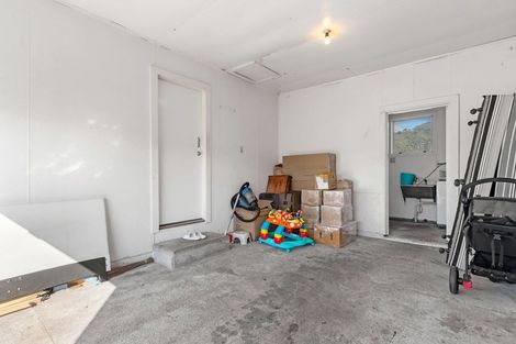 Photo of property in 33b Kawaha Point Road, Fairy Springs, Rotorua, 3015