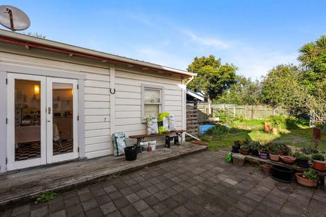 Photo of property in 145 Wellesley Road, Napier South, Napier, 4110