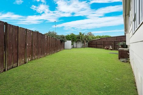 Photo of property in 1/29 Kindergarten Drive, Conifer Grove, Takanini, 2112