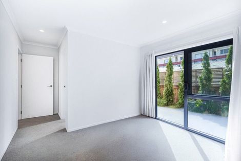 Photo of property in 2/20 Hunter Street, Hamilton Lake, Hamilton, 3204