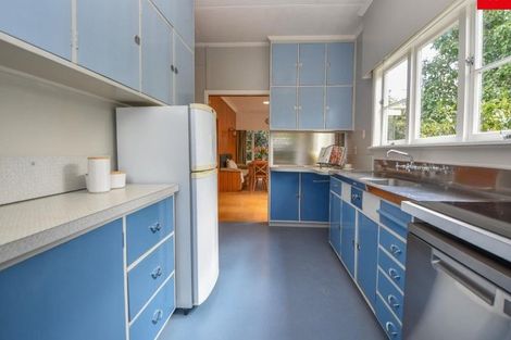 Photo of property in 50 Kent Street, Carterton, 5713