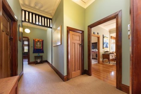 Photo of property in 27 Jubilee Avenue, Devonport, Auckland, 0624