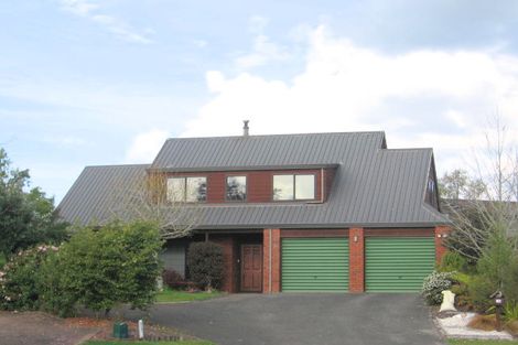 Photo of property in 18 Mark Place, Lynmore, Rotorua, 3010