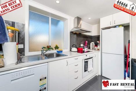 Photo of property in 140 Moore Street, Hillcrest, Auckland, 0627