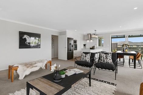 Photo of property in 2 Amelia Way, Pyes Pa, Tauranga, 3112