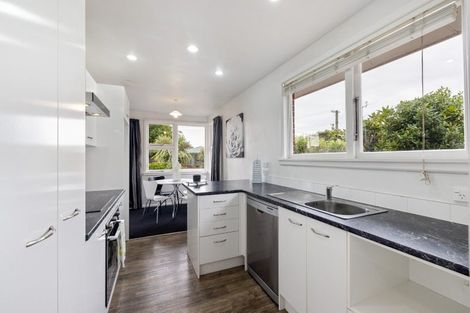 Photo of property in 3 Kilburn Street, Bishopdale, Christchurch, 8053
