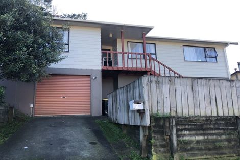 Photo of property in 18 Forglen Place, Tawa, Wellington, 5028