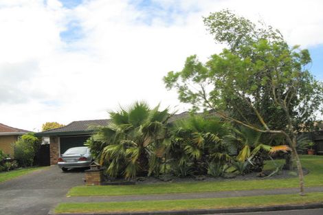 Photo of property in 165 Walter Strevens Drive, Conifer Grove, Takanini, 2112