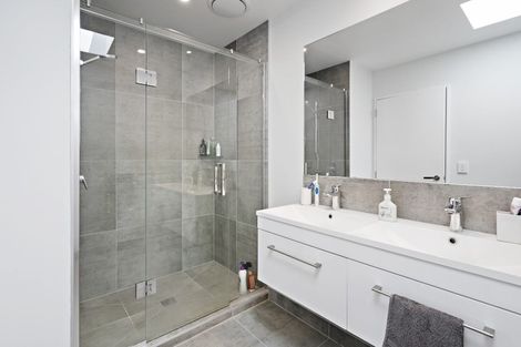 Photo of property in 14 Pottery Crescent, Hobsonville, Auckland, 0618