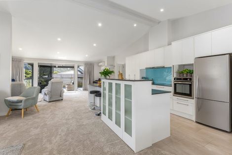 Photo of property in 27 Flotilla Place, Whitby, Porirua, 5024