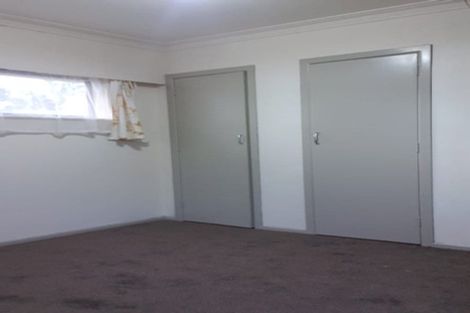 Photo of property in 3a Sutton Crescent, Papatoetoe, Auckland, 2025