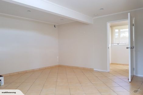 Photo of property in 2/28 Coroglen Avenue, Birkenhead, Auckland, 0626